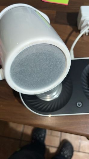 Desktop smart cup and charger