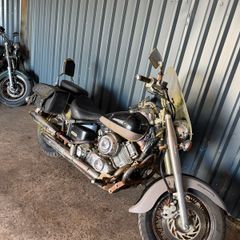 Yamaha dragster 650 breaking