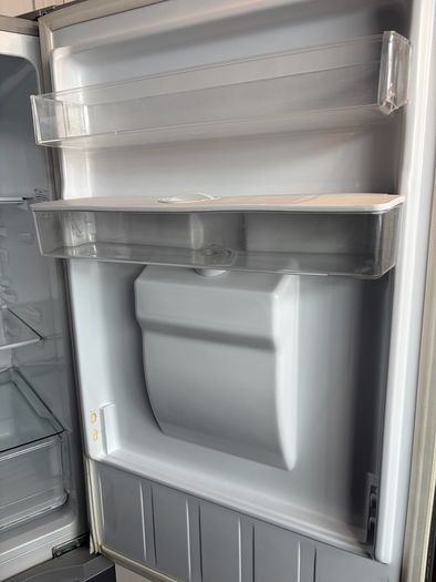 Candy fridge freezer
