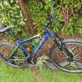 Carrera valour 27.5 inch wheels 24 speed front shocks 18.5 inch frame Image 3