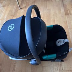 Cybex Aton B2 R129 Car Seat with ISOFix Base