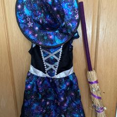 Witches costume aged 2-3 years