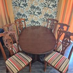 Extendable Dining Table + 6 Chairs