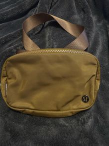 LULULEMON everywhere belt bag chocolate satin brown
