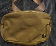 LULULEMON everywhere belt bag chocolate satin brown