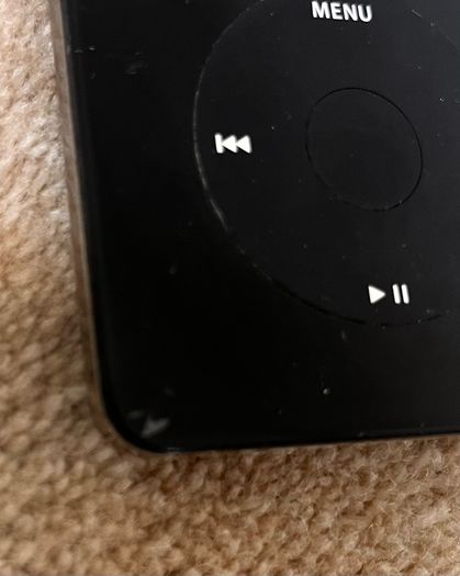 Apple iPod 5th Gen (Video) 30GB - Model A1136 - Wolfson DAC