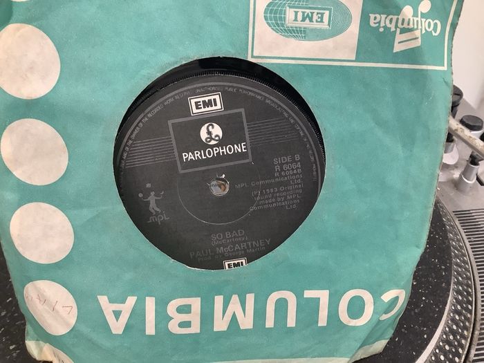 Paul mc Cartney Pipes of  Peace vinyl single