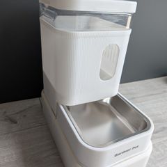Pet water dispenser
