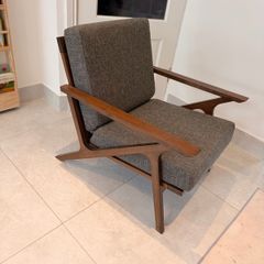 2x Grey Lounge Chairs