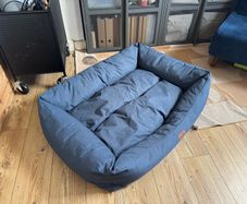 Alice & Co Dog Pet Bed (Large)