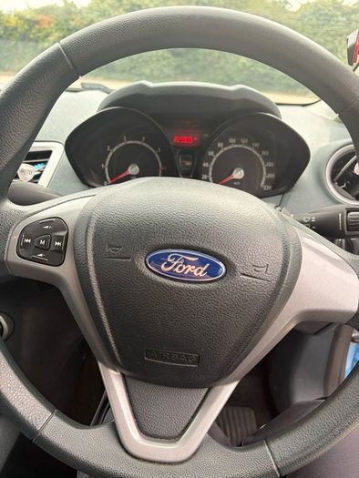 2011 Ford Fiesta