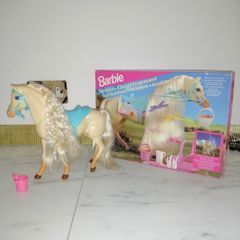 Barbie Nibbles Horse