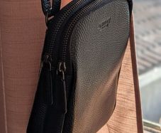 Osprey London crossbody bag