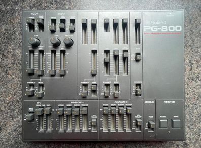 Roland PG-800 Programmer