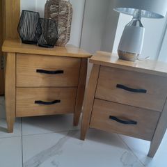 Bedside lockers