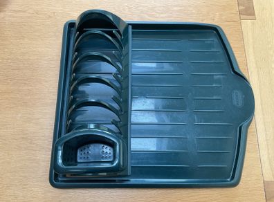 Addis drainer with separate dish and cutlery rack.