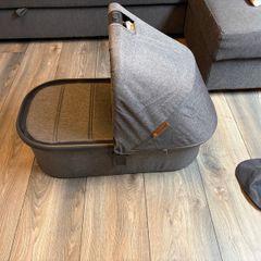 Uppababy Vista V2 Bassinet (Greyson)