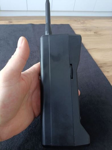 Vintage Novelty Brick Mobile Phone Shape Radio Rare Mw Am-fm-air Band