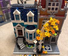 lego book shop modular 10270