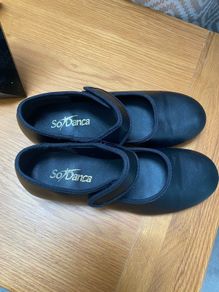 So Danca tap shoes