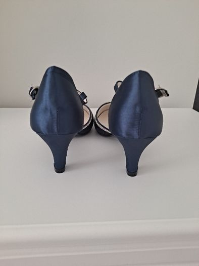 Shoebox Boutique Navy Heels