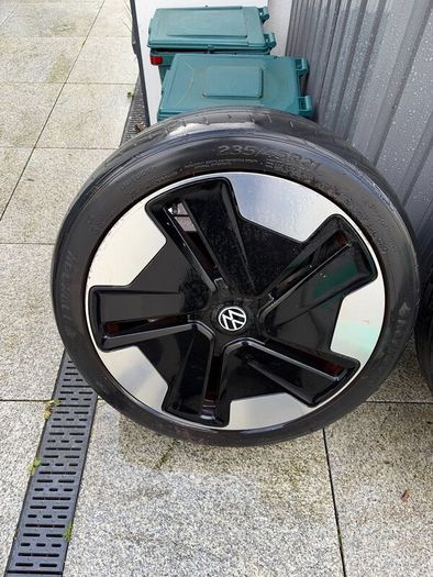 ID Buzz Original 21" Alloys