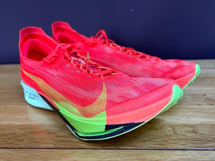 Nike Streakfly 2 - Size UK 10