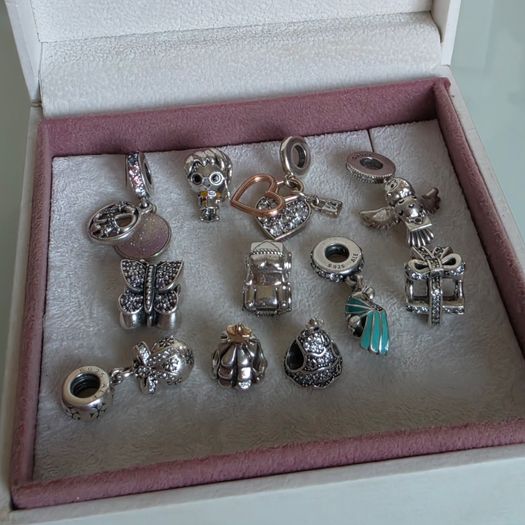 Pandora various charms available 18e each charm very good condition