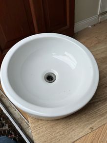 Handbasin and taps