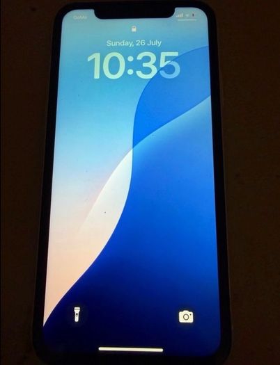 iPhone XR white