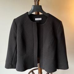 Gallery short black jacket size 12