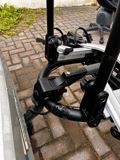 THULE VeloCompact 925 2-bicycle bike carrier