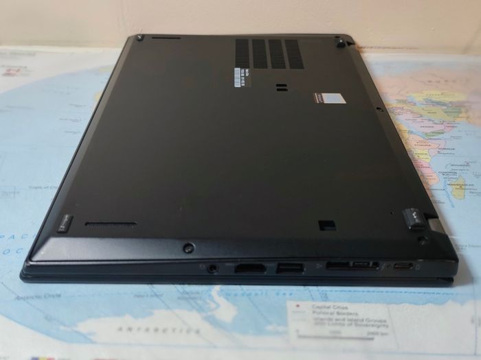 Lenovo ThinkPad X390 Intel i7 8th Gen | 16GB RAM | 256GB SSD | Windows 11 | Office 2021