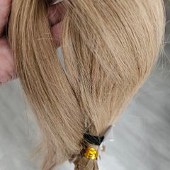 Blond hair extensions