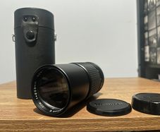 Mamiya Sekor E 200mm f/4 lens with case
