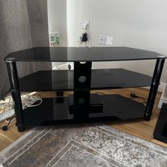 tv corner table