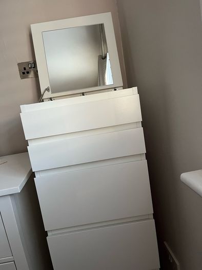 tall chest of drawers white