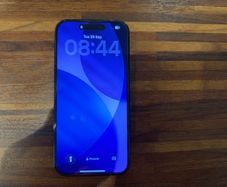 iPhone 14 Pro Max + accessories