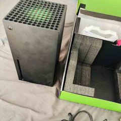Xbox Series X with one controller and RDR2 Disc game - Fully boxed