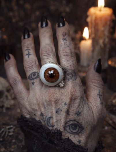 Handcrafted Ex Medical Prosthetic Glass Eye Ring size 7