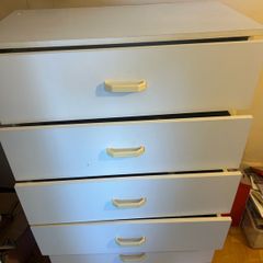 White storage unit.  set of 5 drawers