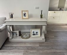 Ventura Console table