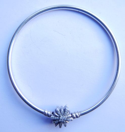 Genuine Pandora Sterling Silver 925  Limited Edition Firework Snowflake Christmas Bangle 10,8g