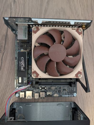 ASRock DeskMini 310 Mini PC