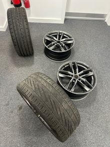 Audi / Volkswagen R19 8.5J ET40 5x112