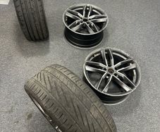 Audi / Volkswagen R19 8.5J ET40 5x112