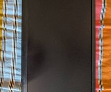 Lenovo D22-20 22 Inch Monitor Excellent Condition