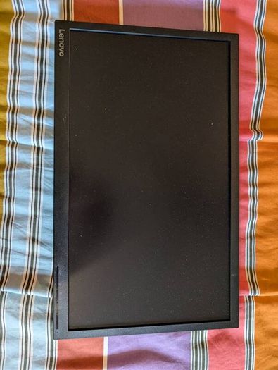 Lenovo D22-20 22 Inch Monitor Excellent Condition