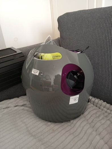 PetSafe Automatic Ball Launcher; NEW; Opened Box