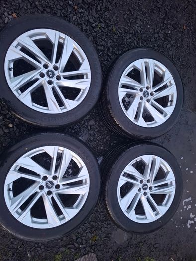 20" Genuine Audi Q7 S Line Alloys with tyres